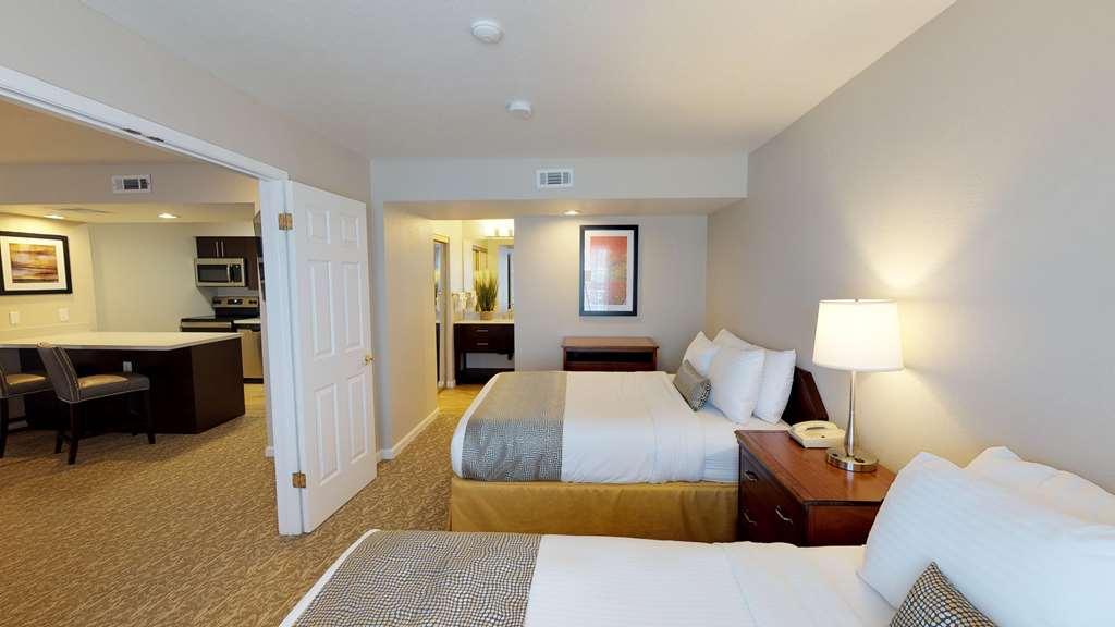 Chase Suite Hotel Newark Fremont Rum bild