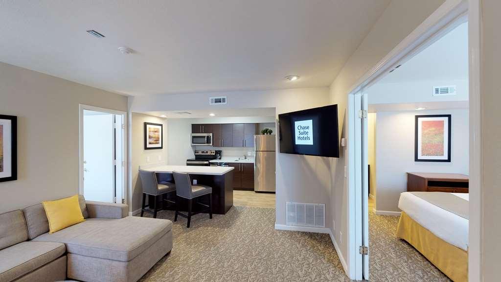 Chase Suite Hotel Newark Fremont Rum bild