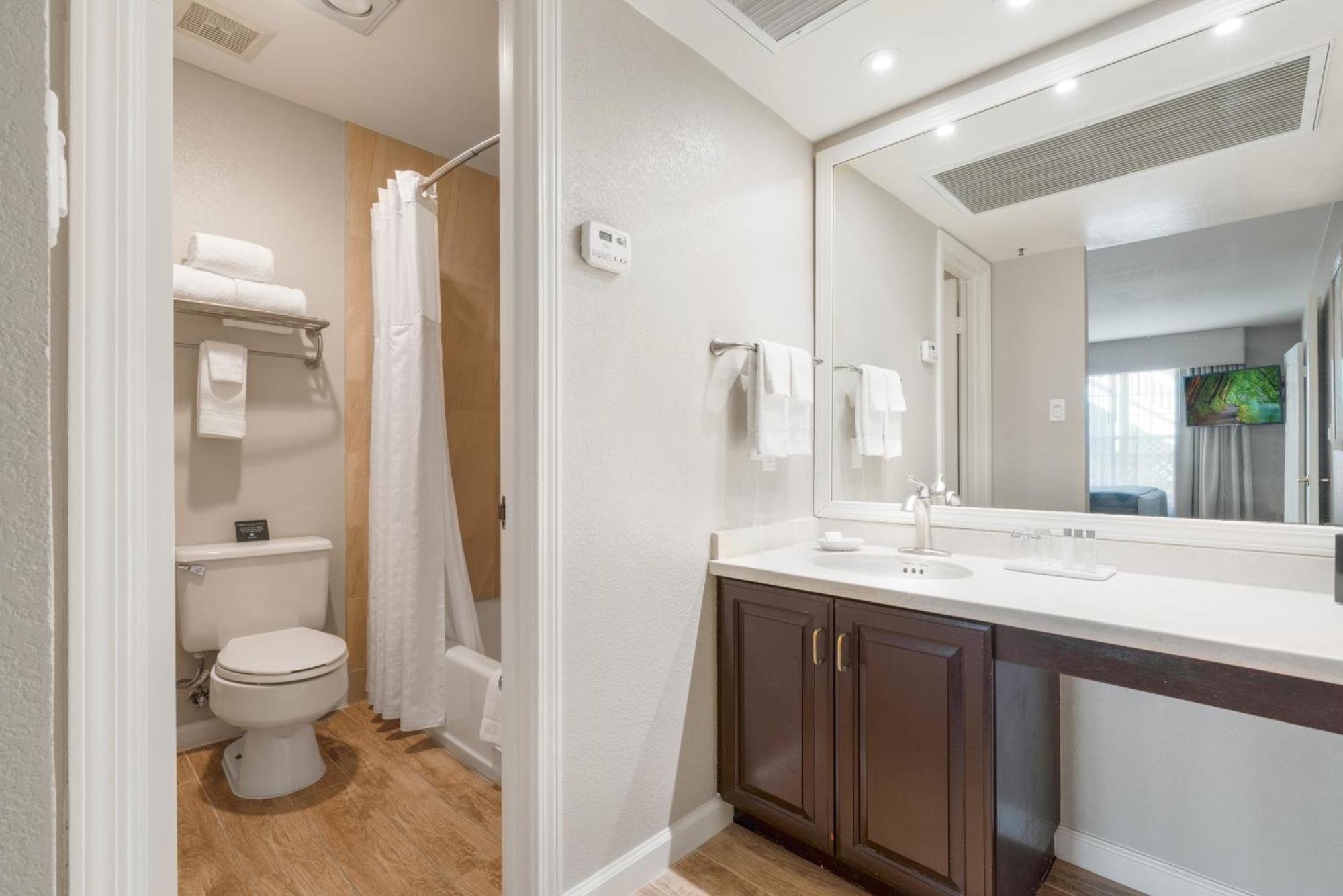 Chase Suite Hotel Newark Fremont Exteriör bild