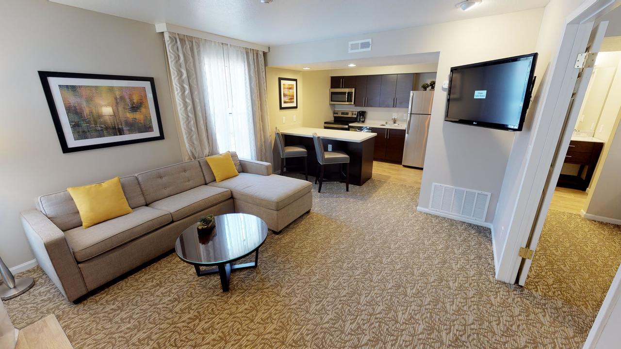 Chase Suite Hotel Newark Fremont Exteriör bild